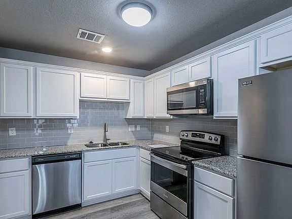 5th image of 2319 Duntov Dr #A