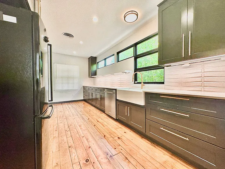 3201 French Pl — Photo 6