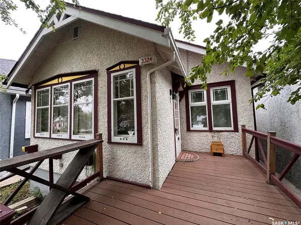 3324 College AVENUE, Regina, SK S4T 1W2