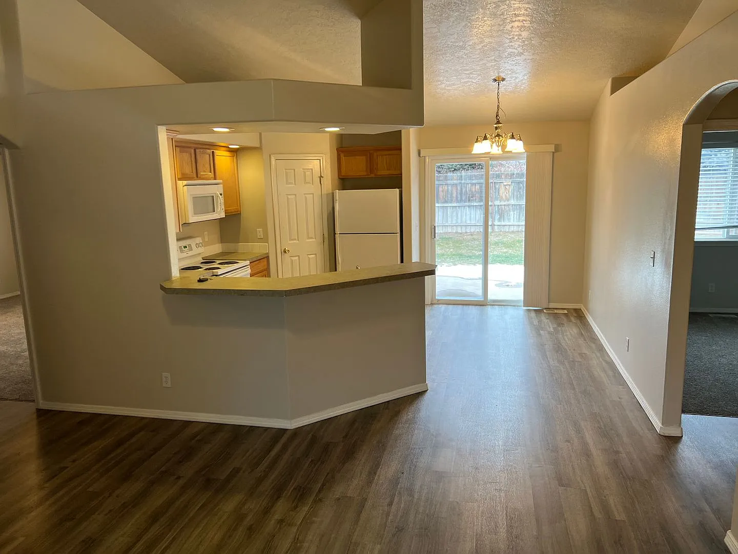 Modernized Comfort with Bonus Room & Private Yard! | 2719 Carnegie St — Photo 3