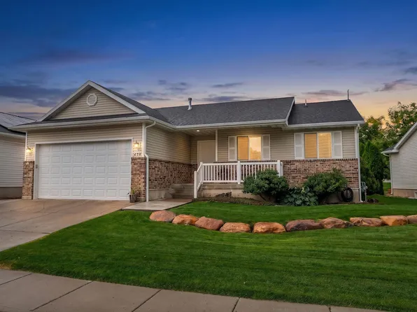 470 Red Oak Dr, North Logan, UT 84341