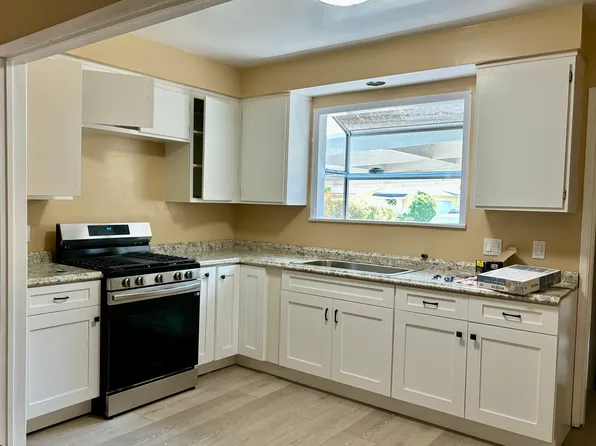 7165 De Palma St, Downey, CA 90241