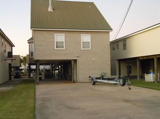 1020 Bourg St, Golden Meadow, LA 70357