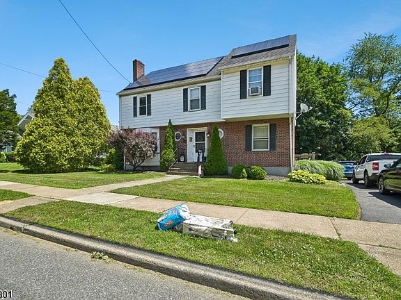 2nd image of 664 Belvidere Rd