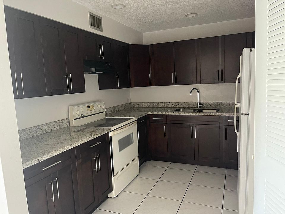 1st image of 1840 NW 119th St APT 524