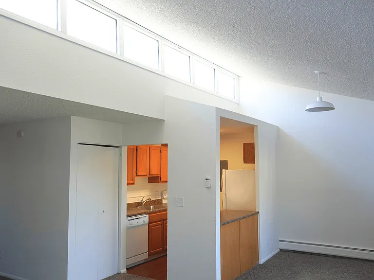 Garden Court Apartments — Photo 8