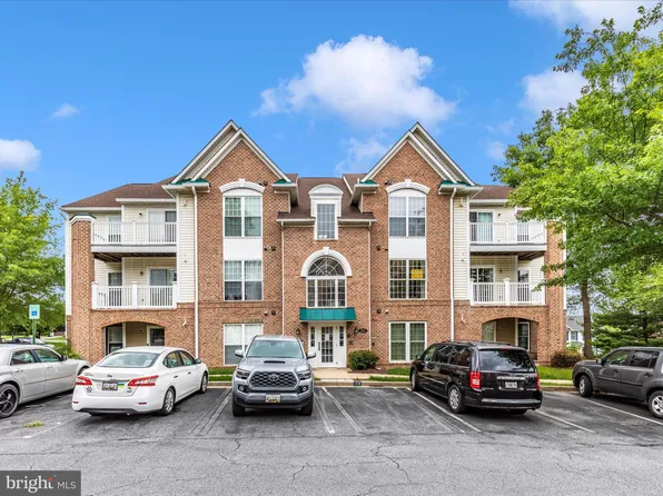 2101 Wayside Dr APT 2D, Frederick, MD 21702