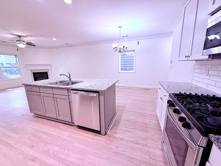 1660 Habershal Rd NW — Photo 11