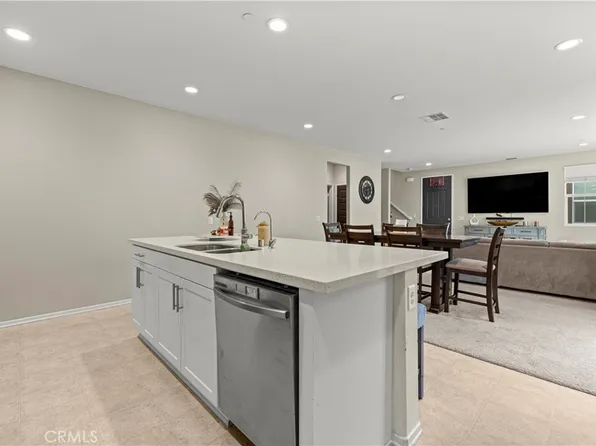 145 Camden Ct, Perris, CA 92571