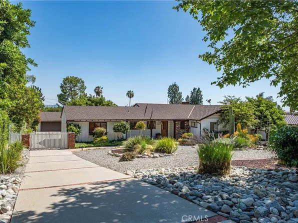 918 W Milton Dr, Glendora, CA 91741