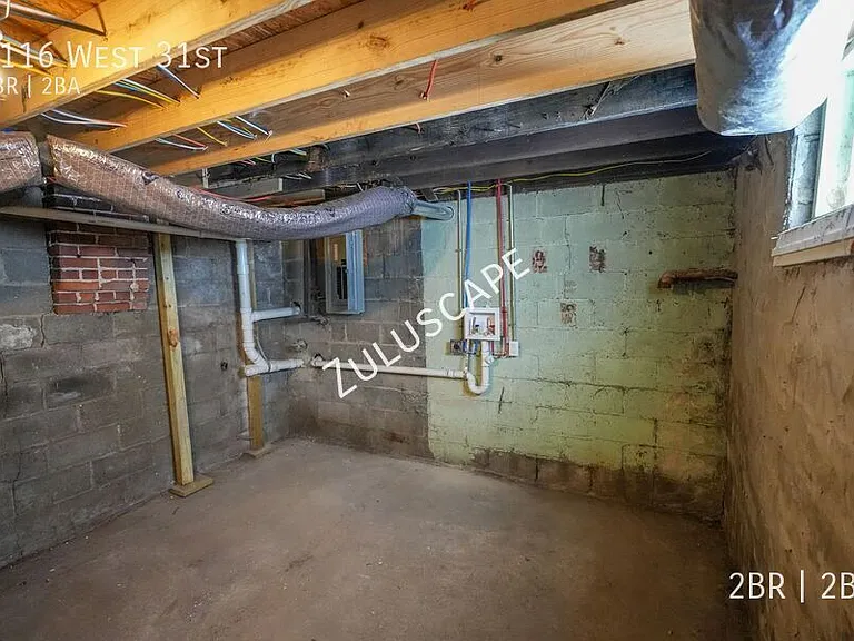 1116 W 31st St — Photo 15