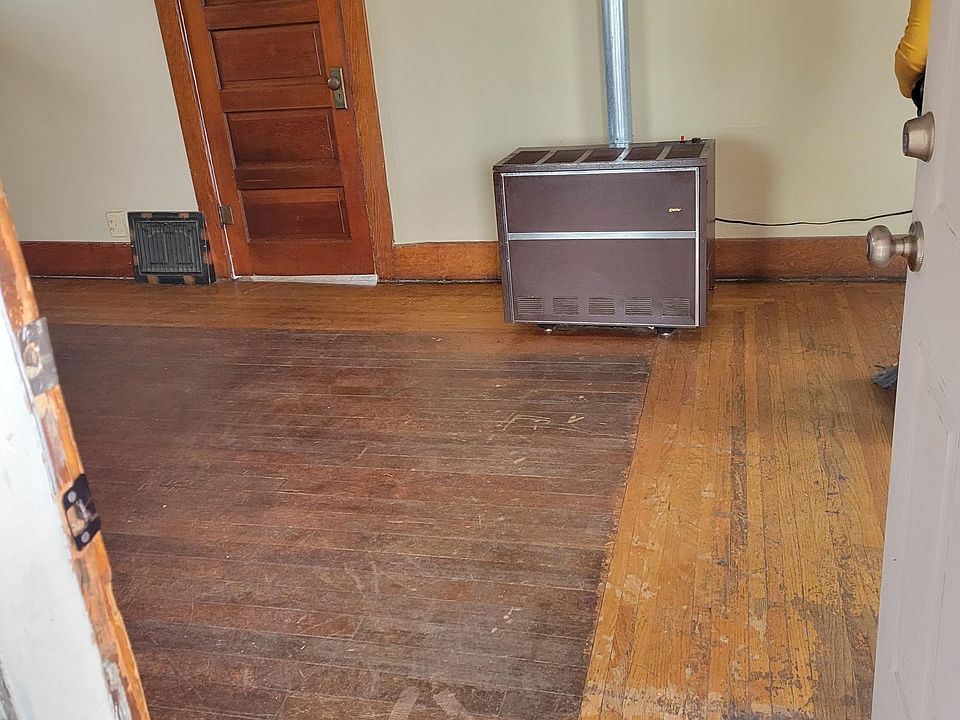 thru the front door in to the living room