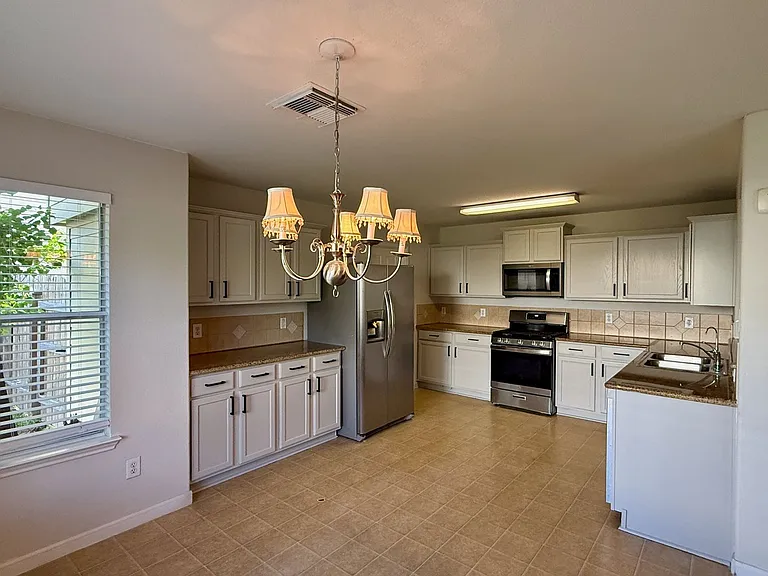 21315 Bella Mountain Dr — Photo 7