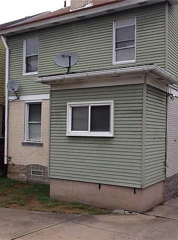 2nd image of 1423 Kelton Ave