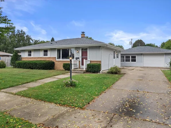 2106 Crestview STREET, Janesville, WI 53546