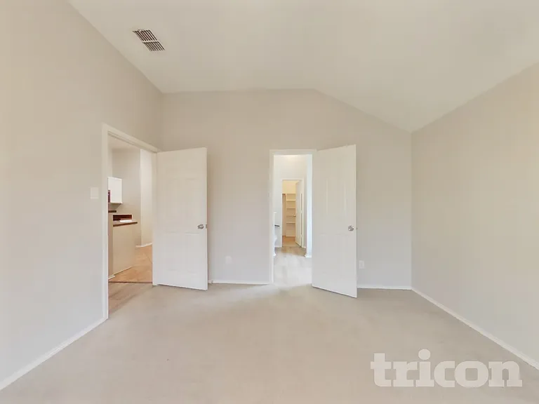 2005 Brook Meadow Dr — Photo 6
