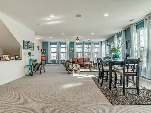 3rd image of 14755 Malloy Ct