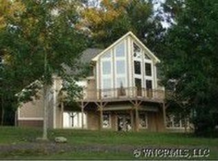 170 Tatham Rd, Hendersonville, NC 28792