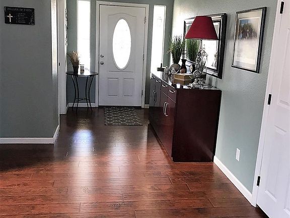 2nd image of 3795 Leopard St