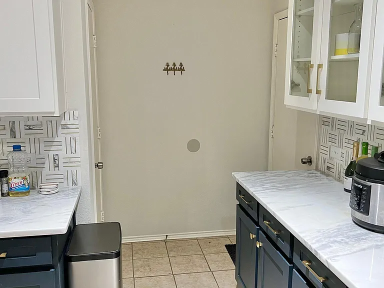 925 Jamie Dr — Photo 8