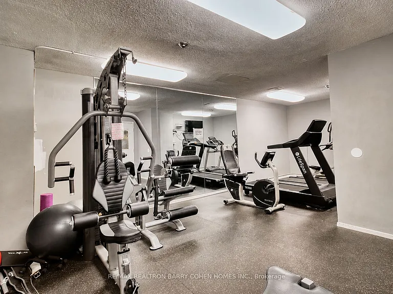 150 Neptune Dr #304 — Photo 23