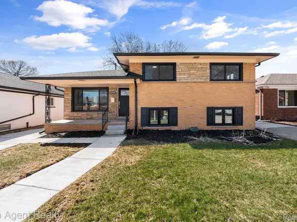 23701 Marlow St, Oak Park, MI 48237