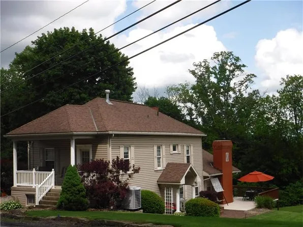 1535 Brighton Rd, Ellwood City, PA 16117