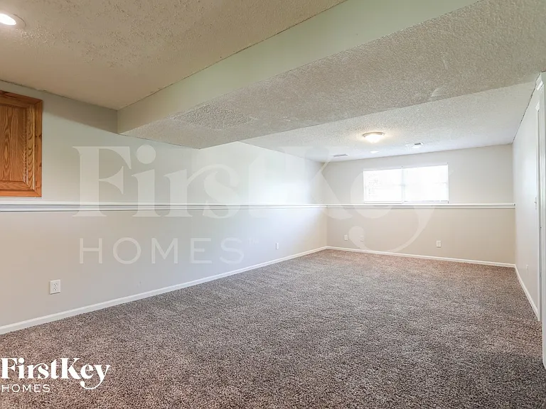 16306 Harris Ave — Photo 12