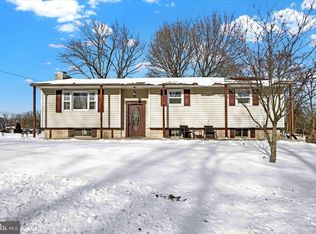 9 Stoney Run Rd, Dillsburg, PA 17019