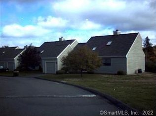 19 Cannon Ridge Dr #19, Watertown, CT 06795