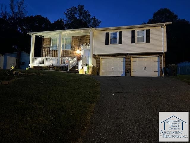 1st image of 555 Chatmoss Court Ext