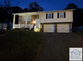 555 Chatmoss Court Ext, Martinsville, VA 24112