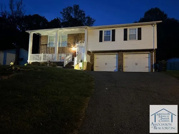 555 Chatmoss Court Ext, Martinsville, VA 24112