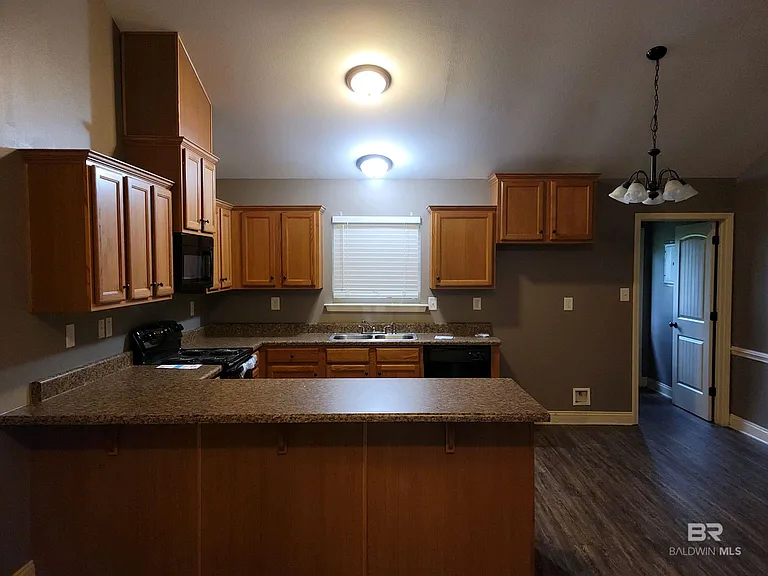 9530 Fox Hunter Ct W — Photo 3