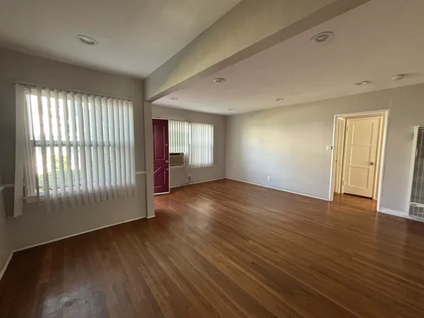 1137 E Washington Blvd, Pasadena, CA 91104