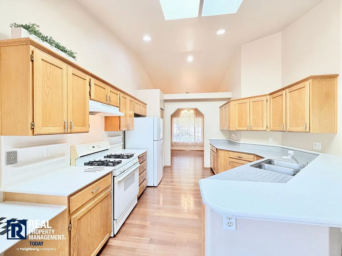 NE Tacoma Home with Main-Floor Primary Suite, Loft & Private Deck! — Photo 3