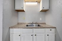 3rd image of 204 E Franklin St #1