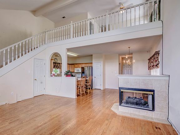 4th image of 10445 Sunnybrook Cir