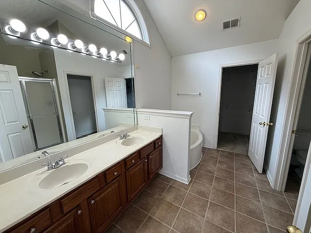 401 Welsh Park — Photo 11