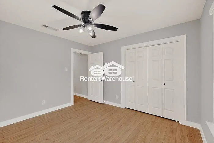 733 Ridgewood Cir — Photo 31