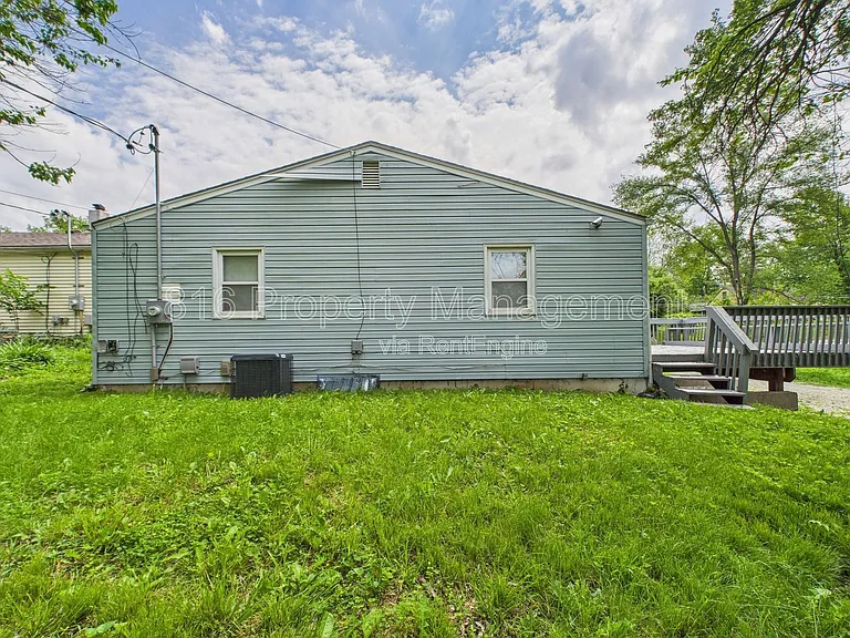 3354 Jackson Ave — Photo 26