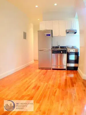 Rented by Metropolitan Property Group | media 22