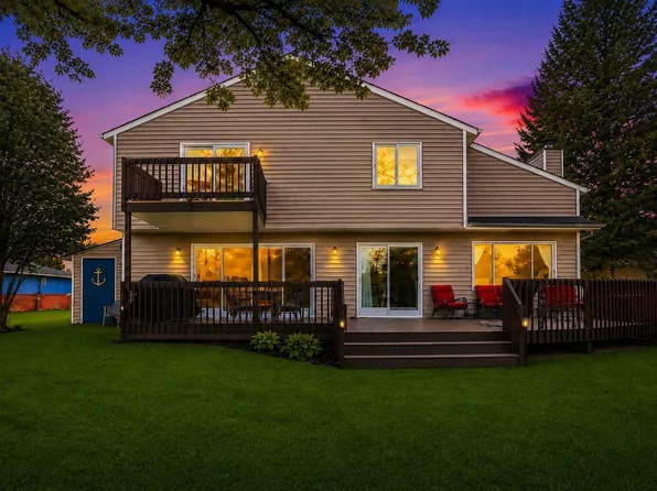 2973 Indian Trl, Pinckney, MI 48169