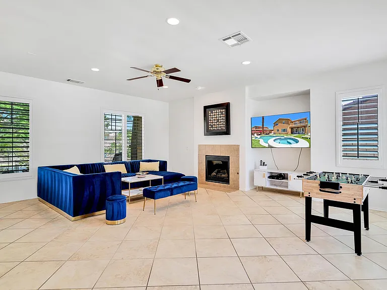 43073 Traccia Way — Photo 6