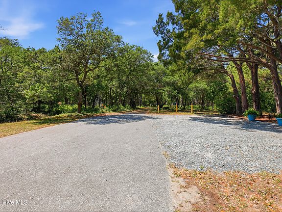 3rd image of 214 Assembly Way Avenue