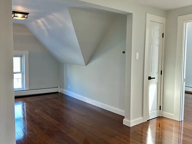 47 Mount Vernon St #3 — Photo 4
