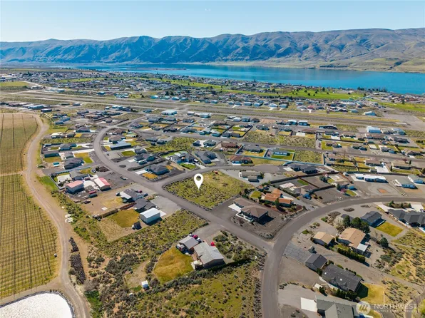 202 SW Clayton Place, Mattawa, WA 99349