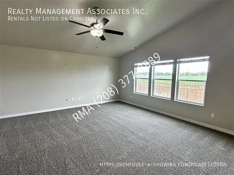 Move-In Ready and Made for Modern Living - 4 bedroom 2 Bath — Photo 3