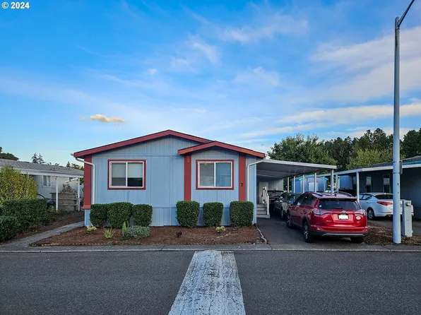 10400 SE Cook Ct Unit 7, Milwaukie, OR 97222