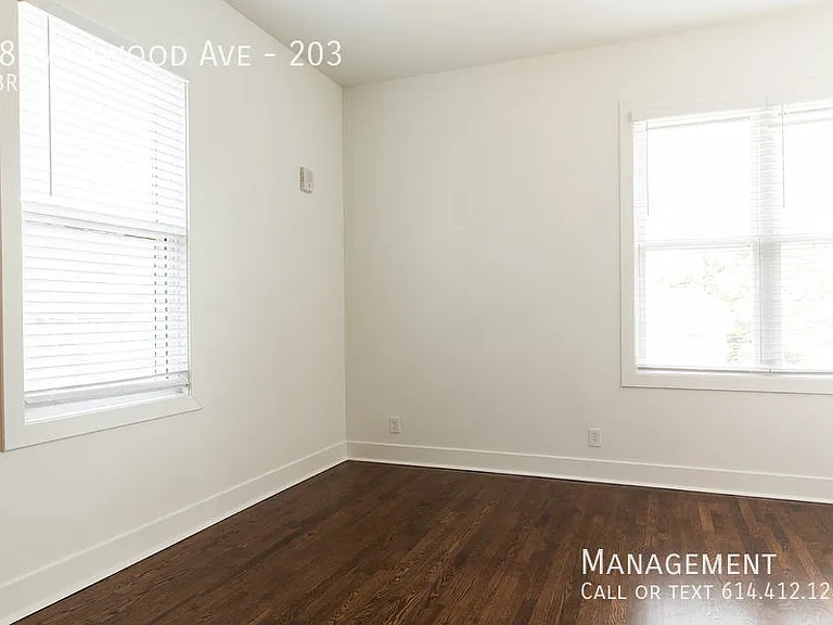 48 Parkwood Ave #203 — Photo 3